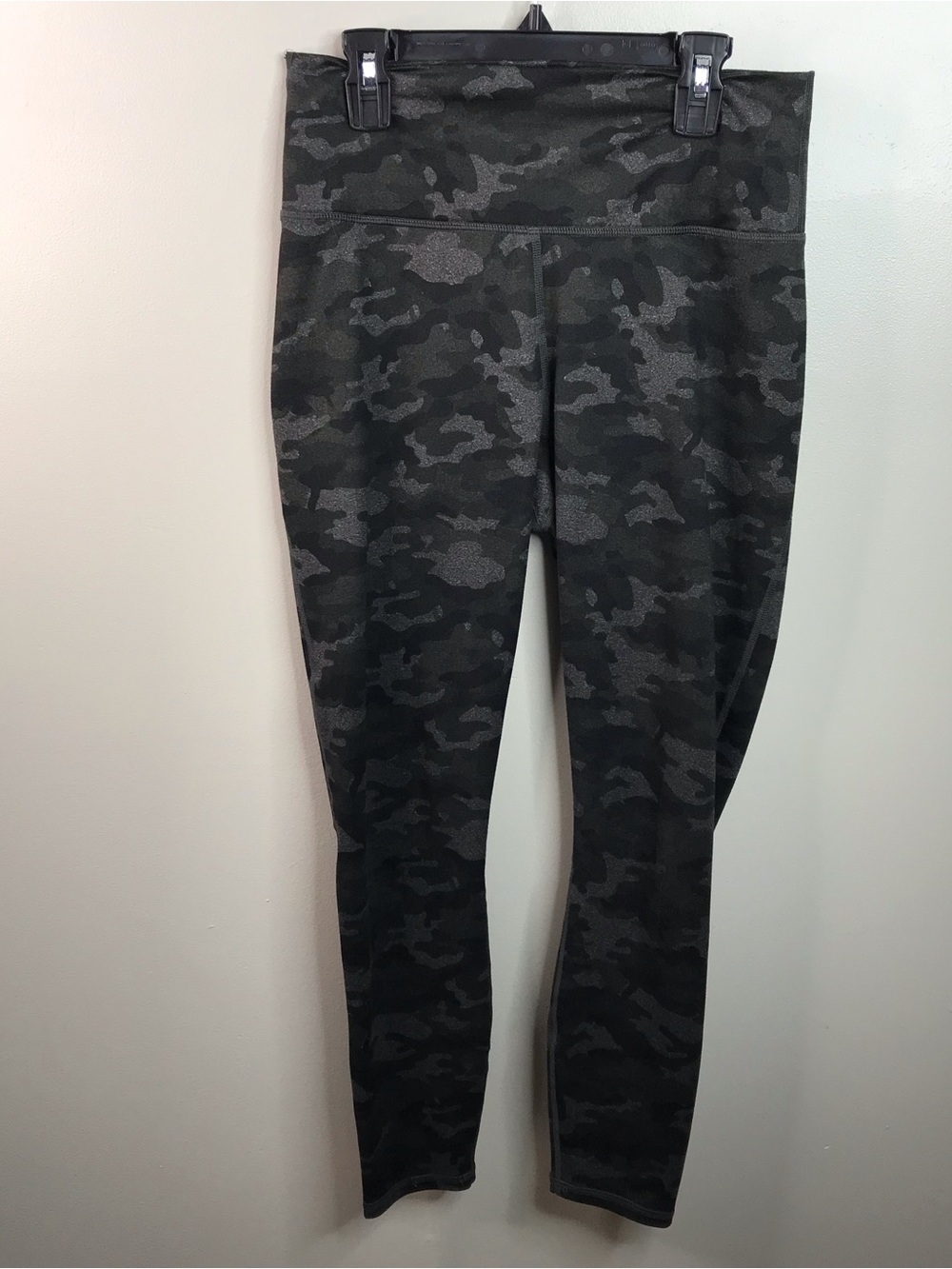 Fabletics Powerhold Camo Leggings Sz